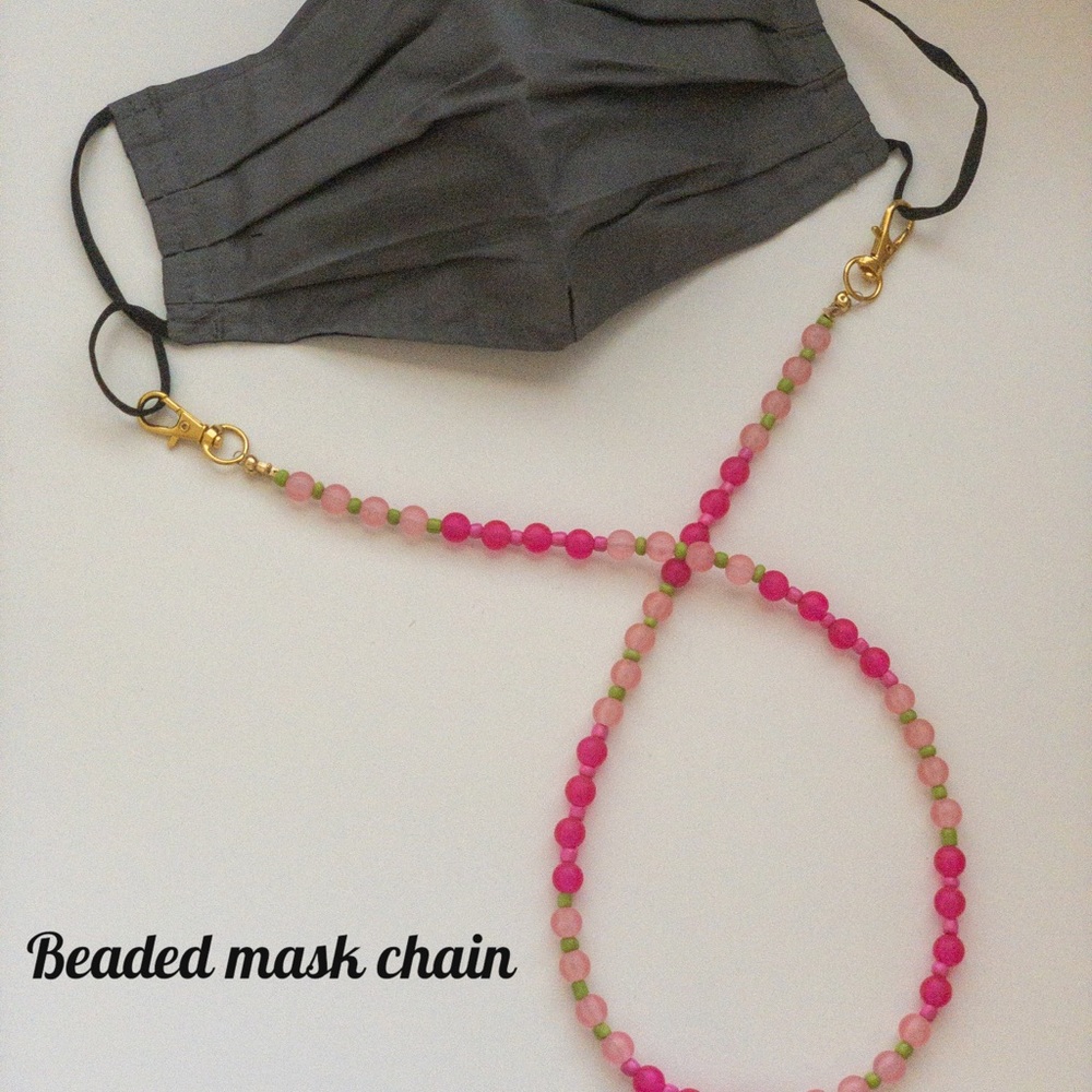Beaded face mask chain lanyard